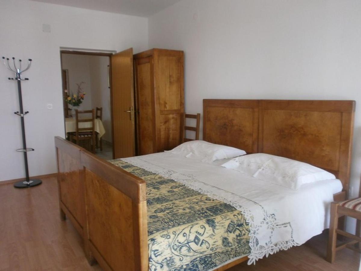 Apartments Villa Angela クルク 部屋 写真