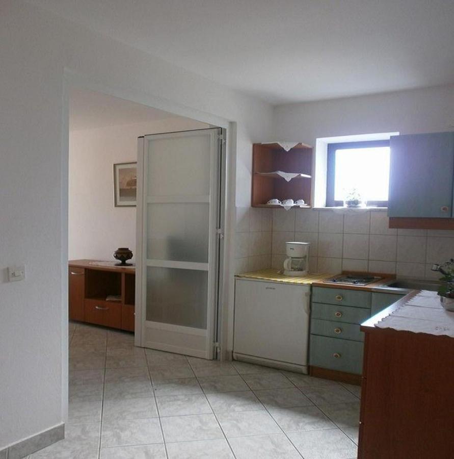 Apartments Villa Angela クルク 部屋 写真