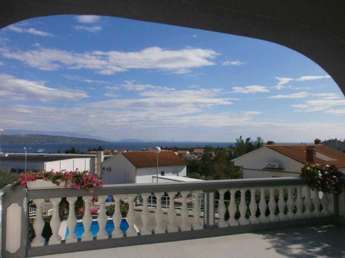 Apartments Villa Angela クルク 部屋 写真