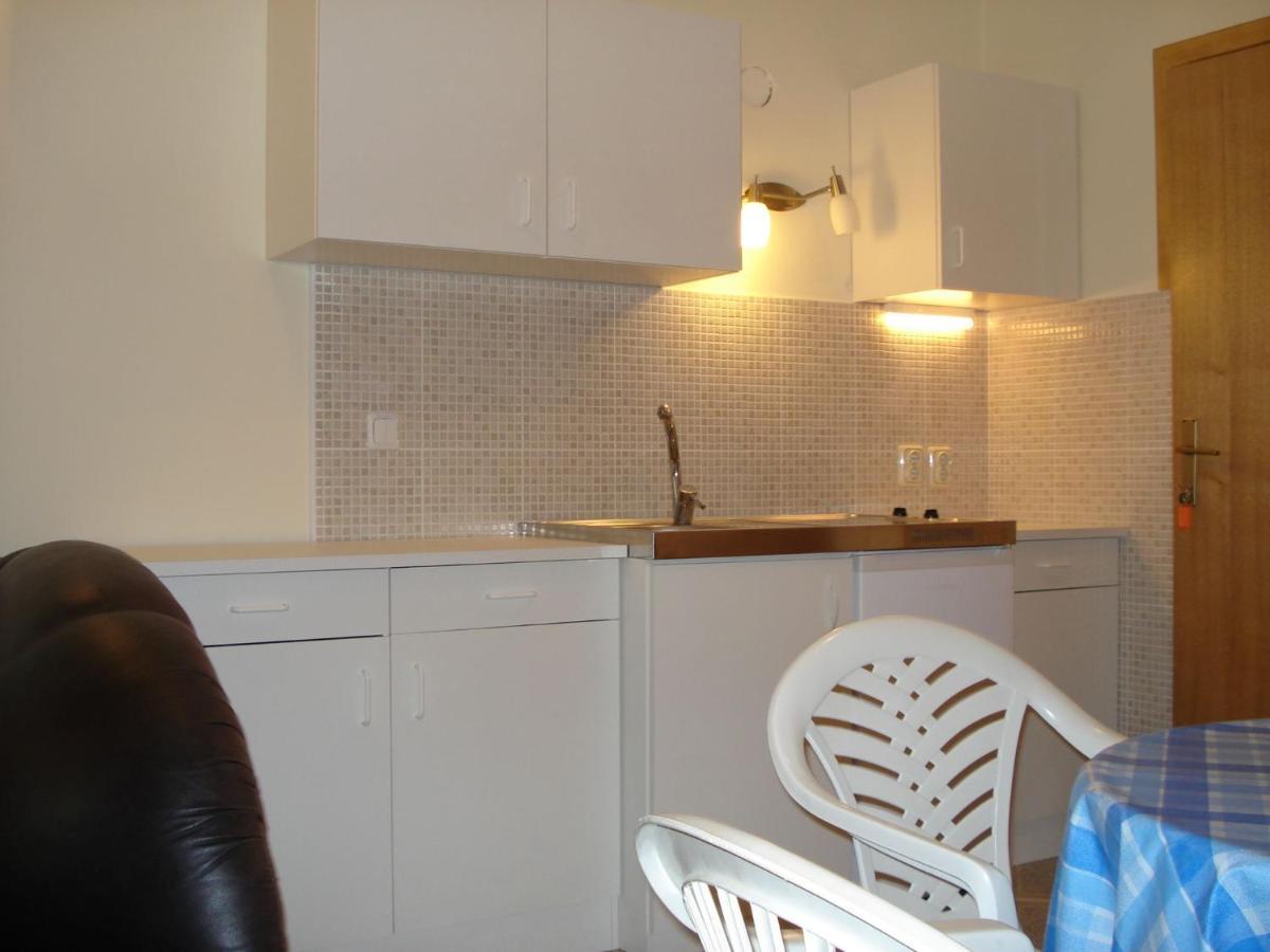 Apartments Villa Angela クルク 部屋 写真